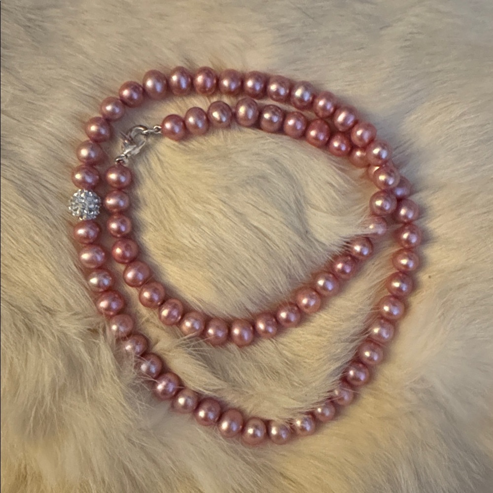 Pink Freshwater Pearl Necklace - Picture 4 of 4